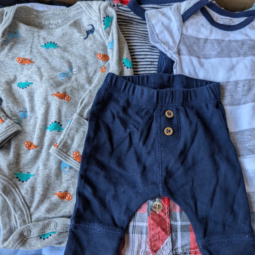 Carter's Baby Bodysuits and Pants Set